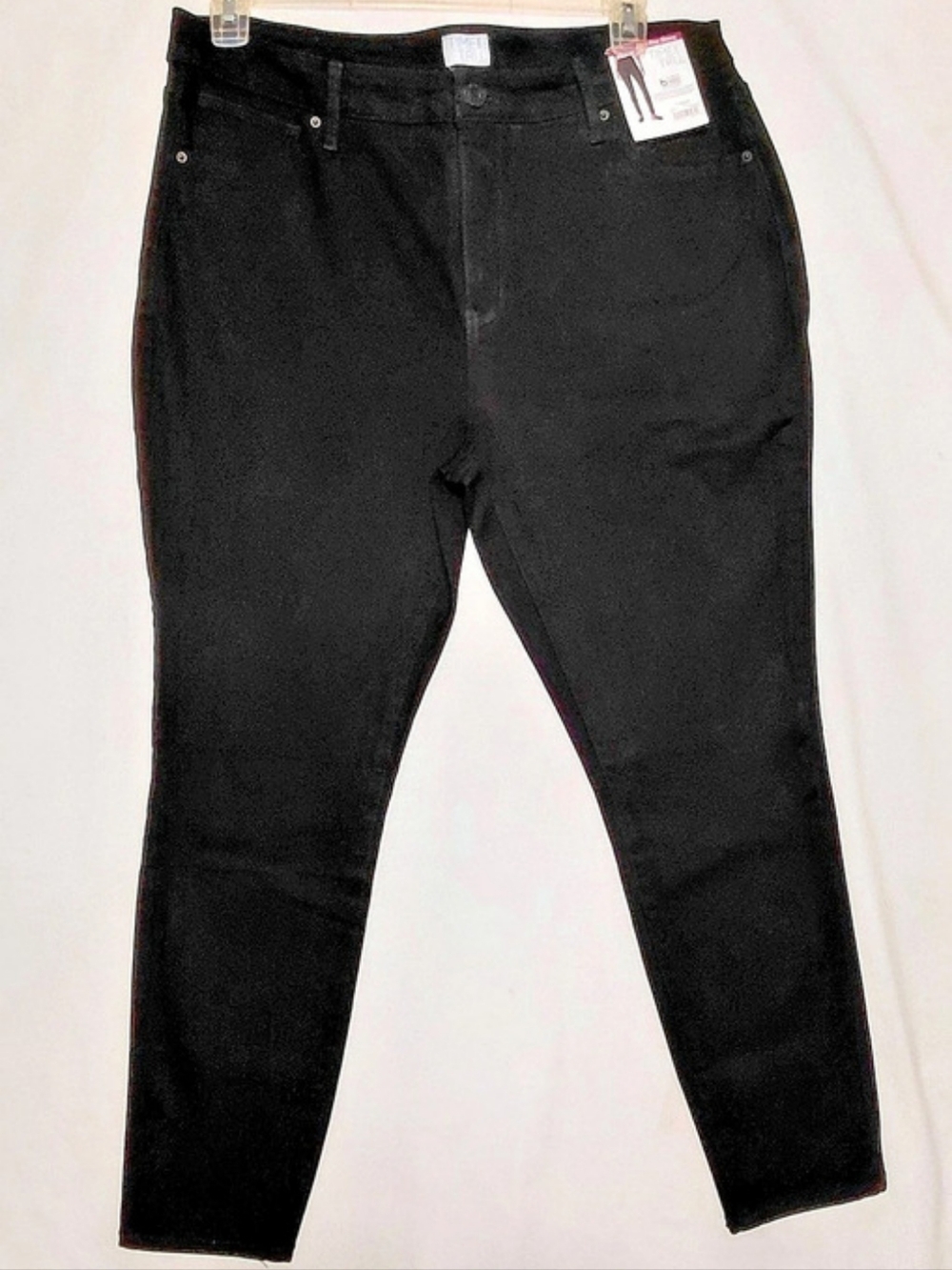 Time and Tru Women’s Size 18 Short Black High Rise Skinny Stretch Denim 5 Pocket